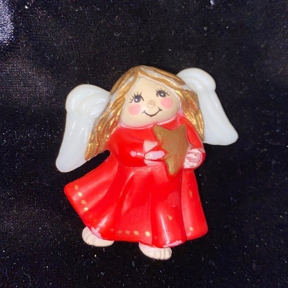 Vintage Christmas Angel Brooch Pin Plastic S Lehman Red Gowned Size 1.5" X 2" - Picture 2 of 5